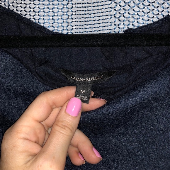 Navy Blue Banana Republic top - Picture 3 of 4